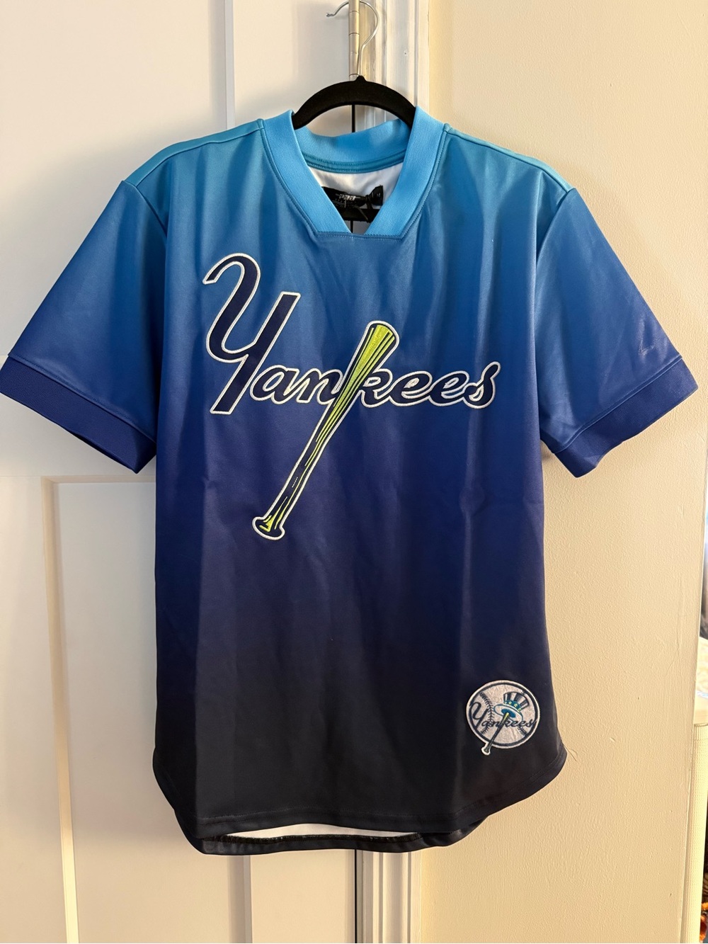 New York Yankees Blue Gradient Short-Sleeve Jersey